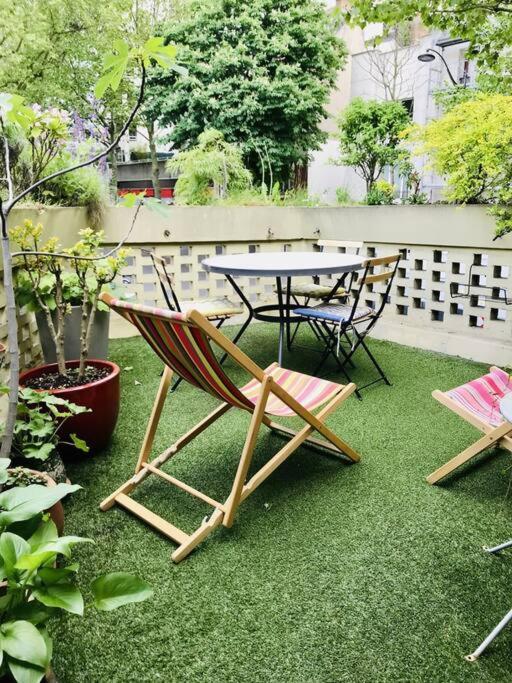 Duplex Lumineux 90 M2 Avec Terrasse * Paris